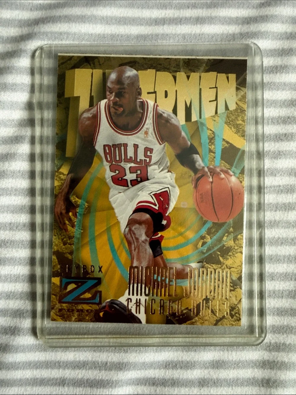 Michael Jordan Chicago Bulls Gold Basketball Trading Card - Gold/White/Red